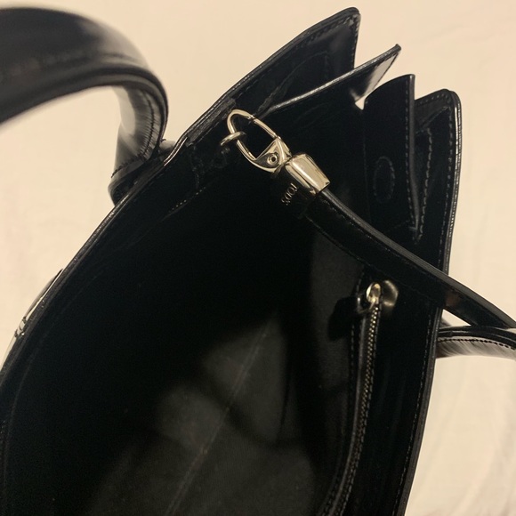 Tod’s Shoulder Bag ,Black Patent Leather Satchel. - Picture 4 of 8